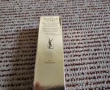 Brand New YSL Touche Eclat Le Teint Foundation B10 Porcelain 30ml SPF22