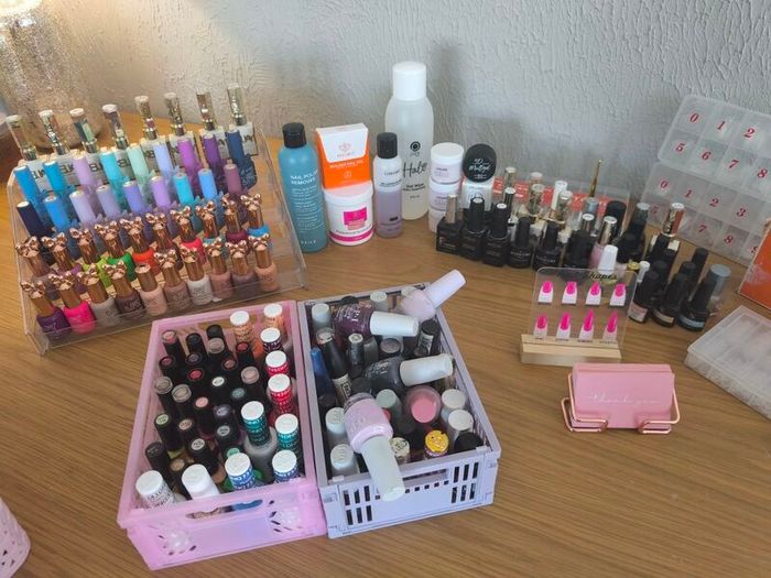 Nail Tech Manicure Bundle