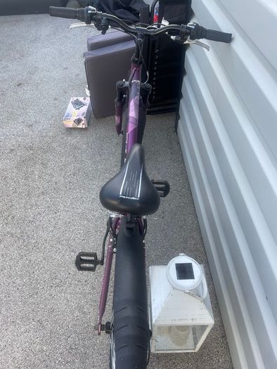 Kids / Ladies Apollo Jewel Mountain Bike (as New)