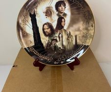 Lord of The Rings The Two Towers Danbury Mint Plate - Porcelain Collectible Plate IN BOX