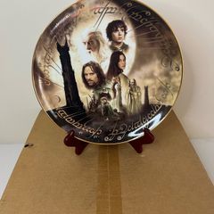 Lord of The Rings The Two Towers Danbury Mint Plate - Porcelain Collectible Plate IN BOX