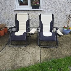 Garden recliners. 49 euro for 1 or 80 for both