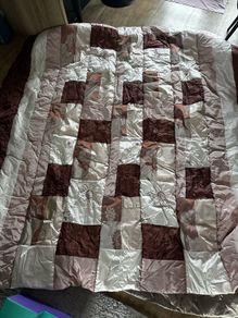 Quilted bed spread