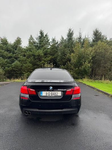 BMW 5-Series 2011