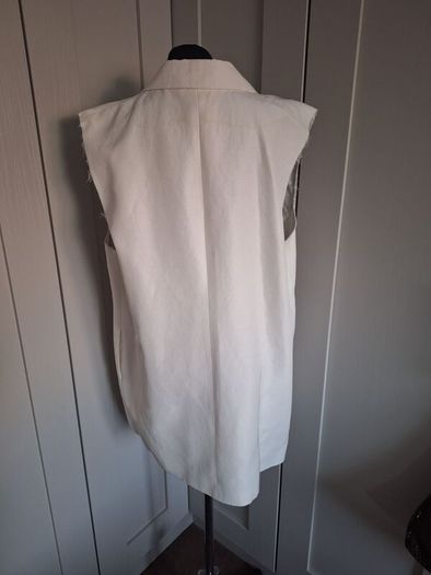 H&M sleeveless waistcoat with lapels