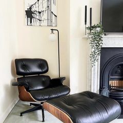 Eames Lounge chair