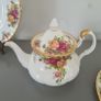 Old  Country Roses Royal Albert Image 6