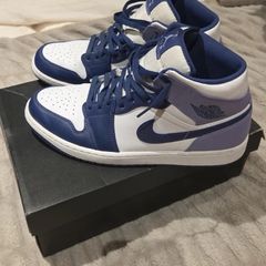 nike air jordan mid 1