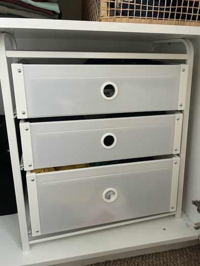 Chest of 3 drawers