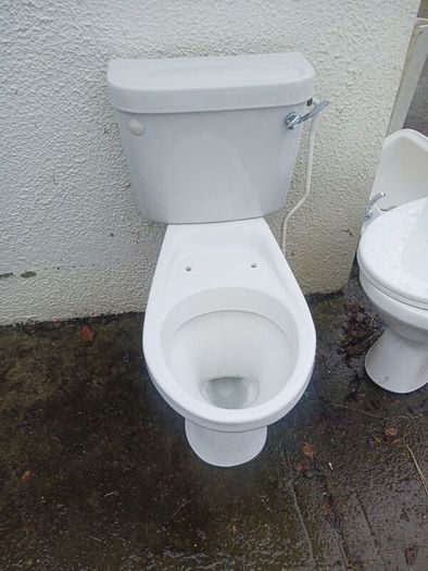 shed clearance bathroom items