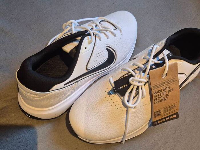 nike golf shoes victory pro