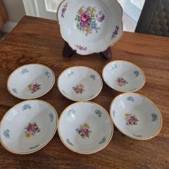 Vintage Bernadotte Czechoslovakia Porcelain 7-Piece Dessert/Fruit Bowl Set