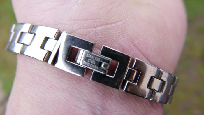 Pulsar 1N00-X150 Ladies St/Steel Quartz Watch, Articulated Bracelet, New Battery (like New)