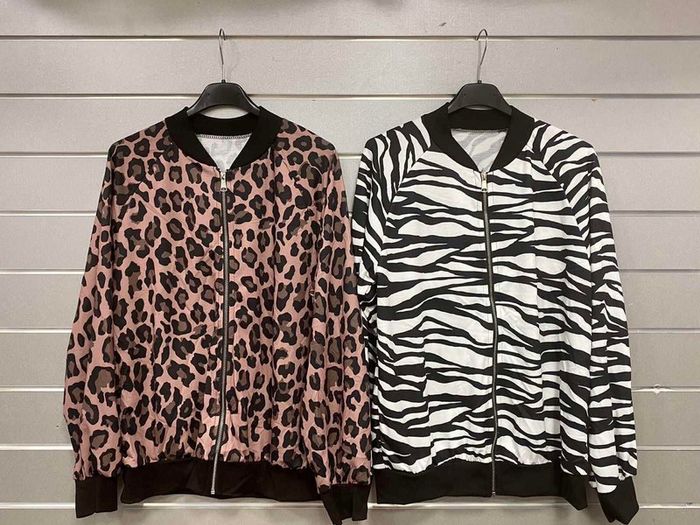 Zebra zipped sweatshirt