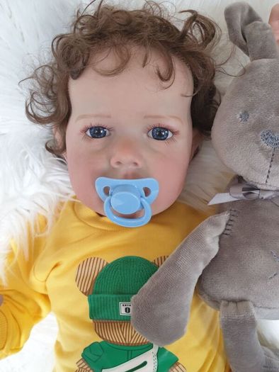 Reborns By Laura.  Huge, Heavy, 28inch 7/2 Lb Reborn Doll.   Welcome To View