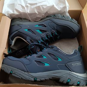 Regatta ladies Holcombe navy  runners size 6