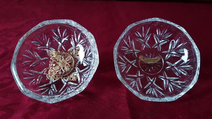 Killarney Crystal Cut Crystal Glass Happy Birthday Lidded Jewelry Dish / Bowl With 22 Carat Gold Cover Handle and Footed Base Finishing Made In Ireland