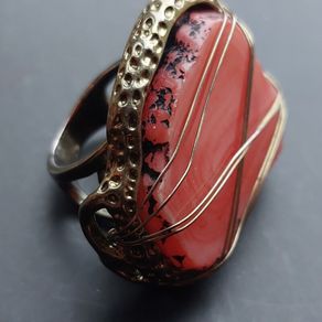 Dress ring