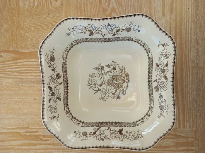 Spode Chinese Rose Square Serving Bowls and Lid