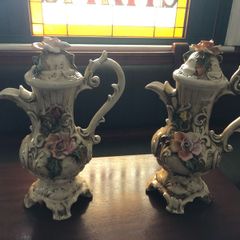pitcher vase
