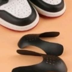Anti-crease shoe protector