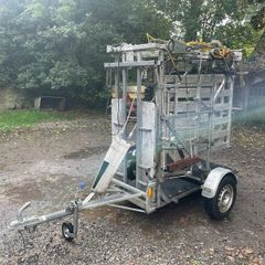 Wopa 39 Hoof Trimming Crate