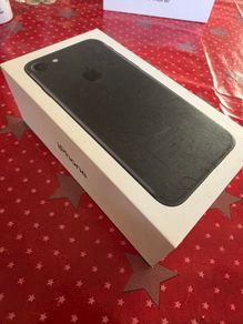 Empty box for iPhone 7