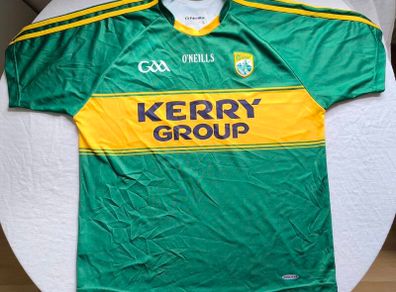 2015 Kerry GAA O'Neills Jersey Size L Adults