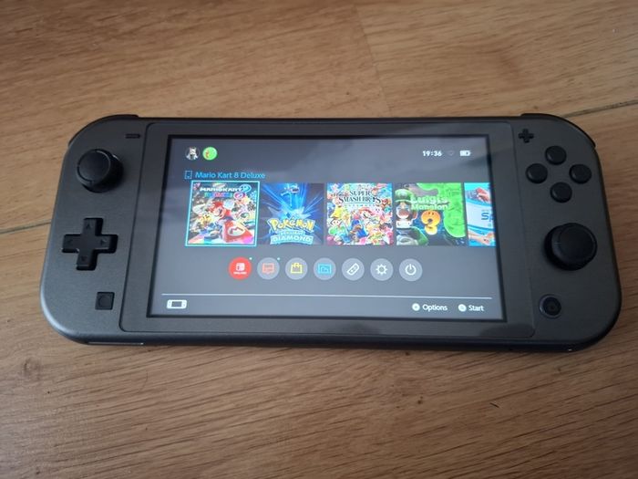 Nintendo Switch Lite (Dialga & Palkia Edition)
