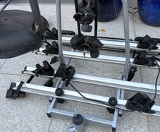 Tow bar bike rack