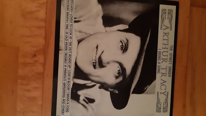 Arthur Tracy LP Vinyl Record Collection