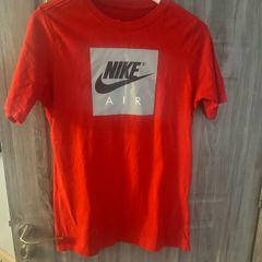 Nike Top - 13-15