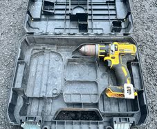 DeWalt DCD795 18V XR Brushless Combi Drill and Case Untested