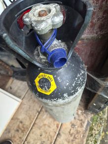 Welding gas bottles BOC