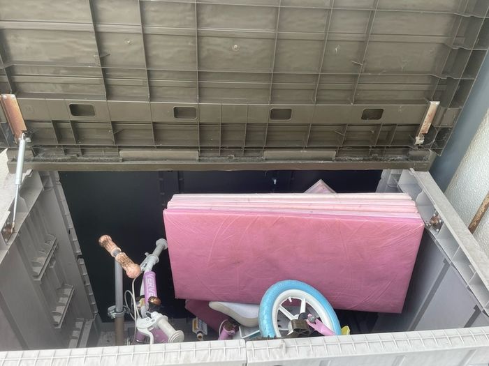 Durable Outdoor Plastic Storage Unit