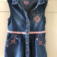 Sleeveless denim dress