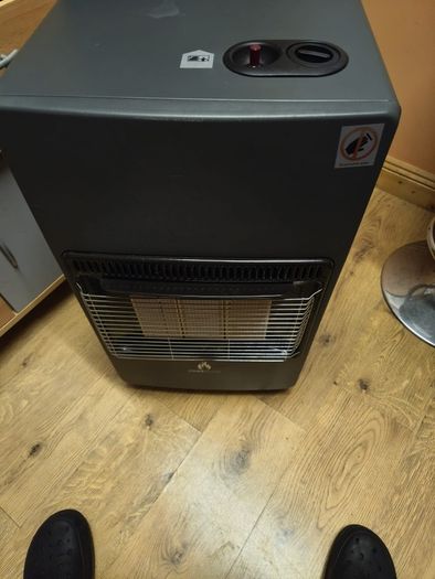 Coreglow 4.1kW Portable Gas Heater  3 Heat Settings
