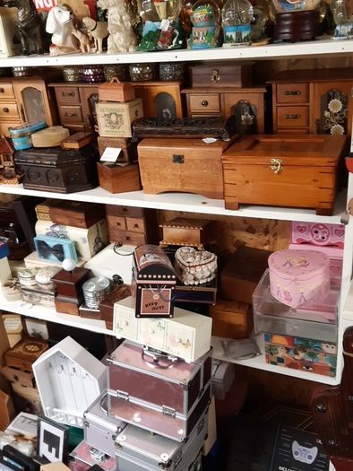Jewellery box