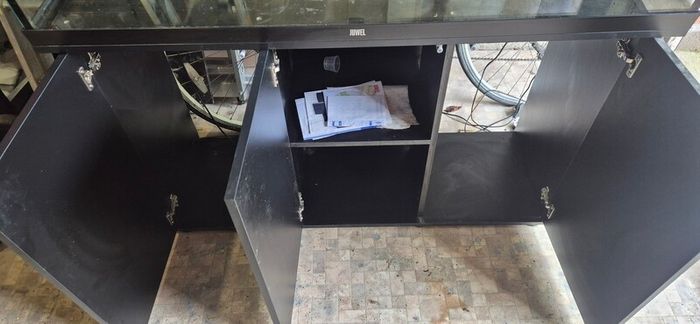 Juwel Rio Led 240 and Cabinet