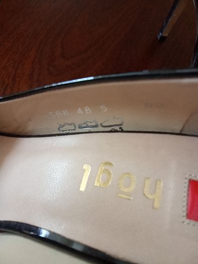 Ladies Shoes. Now Reduced To 25.00