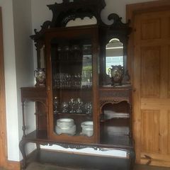 Beautiful display cabinet