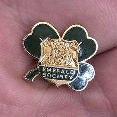 Rare Gold Plated NYPD Emerald Society Pin Badge