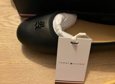 Tommy Hilfiger leather ballerina
