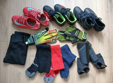 Children Football Gear Bundle (from 7/8 Year Old to 10/11YO)
