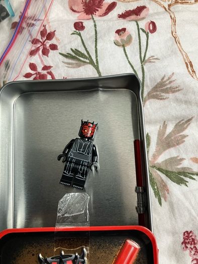 lego Star Wars Darth maul Tin plus minifigure