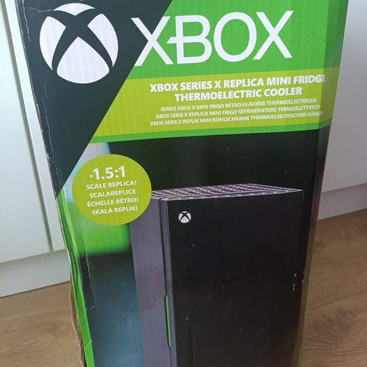 XBOX SERIES X Replica Mini Fridge