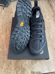 northface shoes size 9