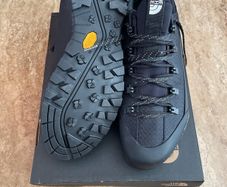northface shoes size 9