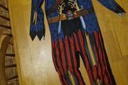 costume priate age 8-10
