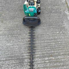 hedge trimmer
